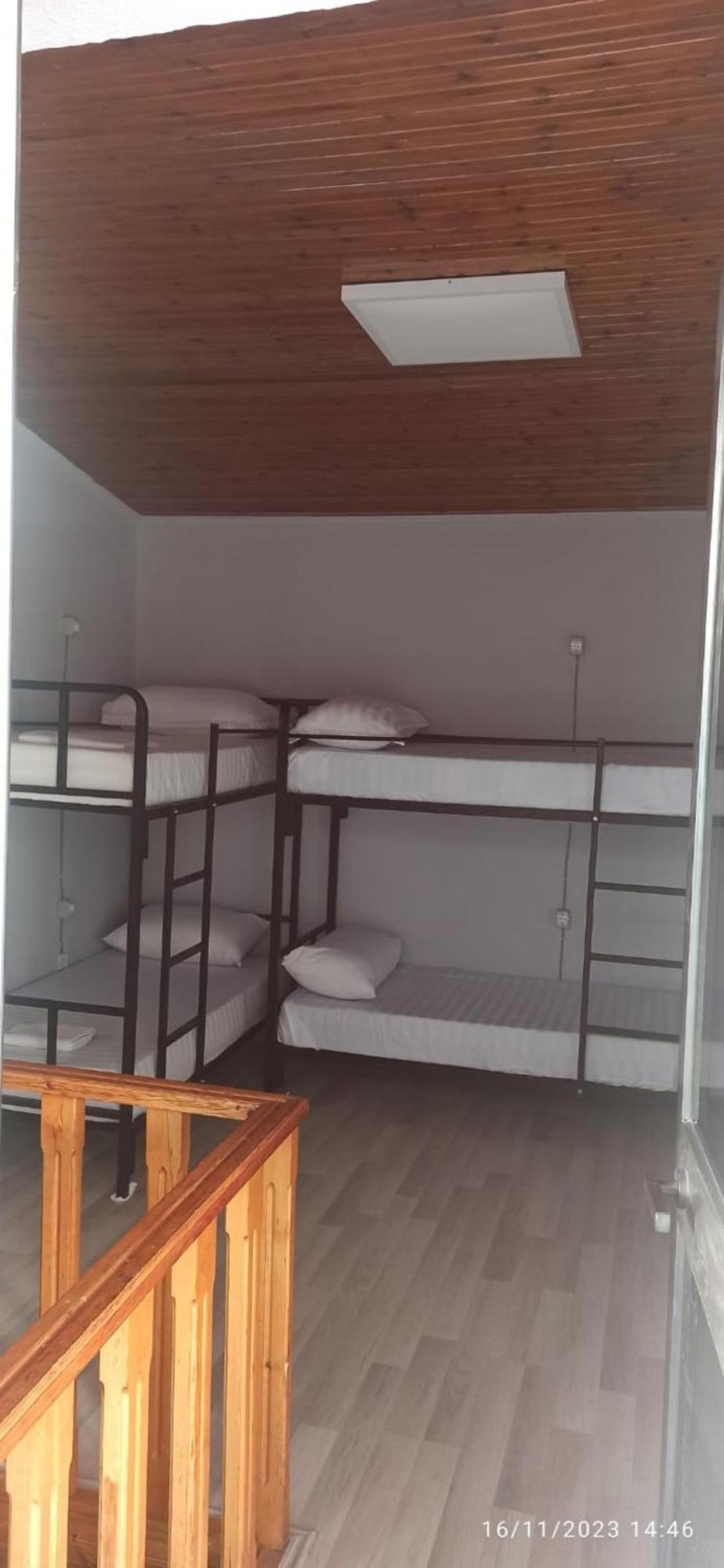 Hostel Royal 2 Opposite Nalu Bar Tirana
